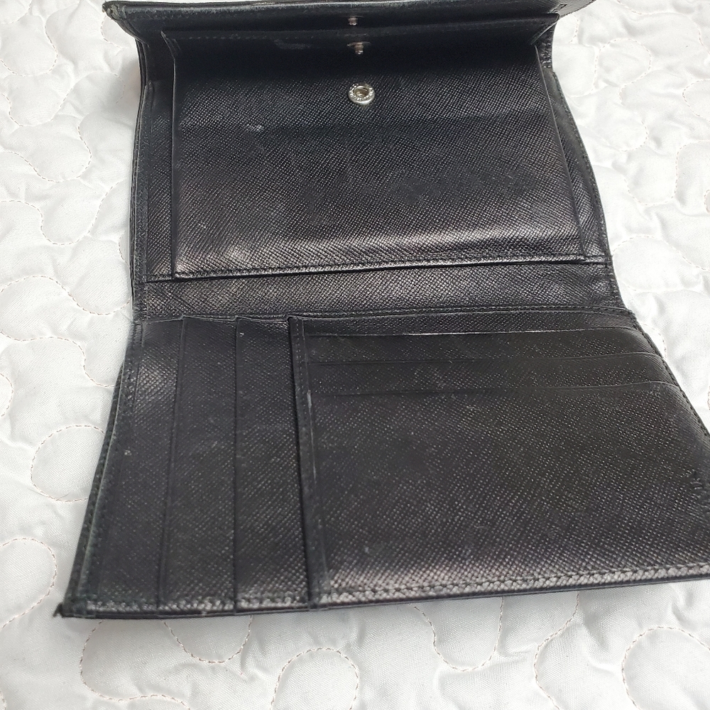 Authentic Prada Wallet Unisex - Picture 3 of 5